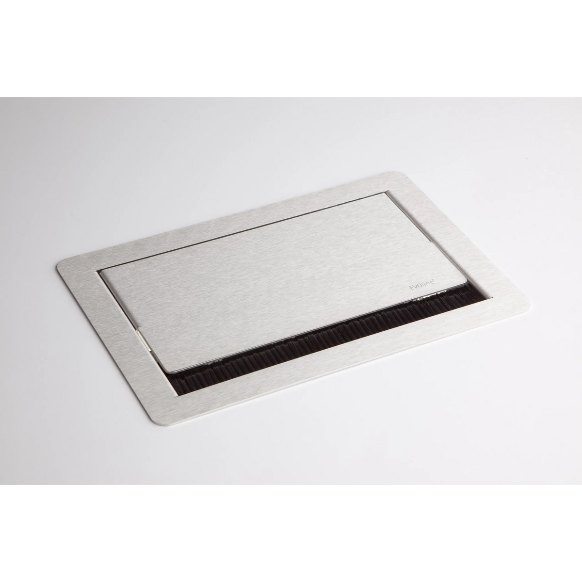 Silberne Steckdosenleiste des Zubehörs ELDATA0 mit Bürstenleiste und Klappdeckel von hjh OFFICE PRO