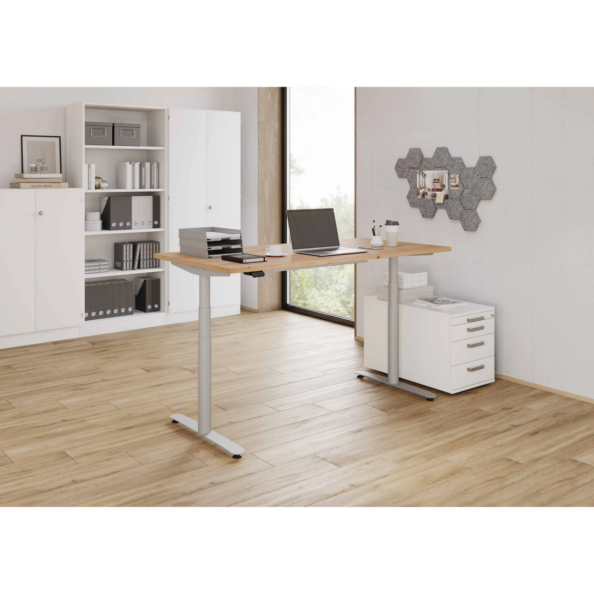 Elektrisch höhenverstellbarer Schreibtisch XDLR 16 S in Asteiche, Maße 160 x 80 cm, von hjh OFFICE PRO
