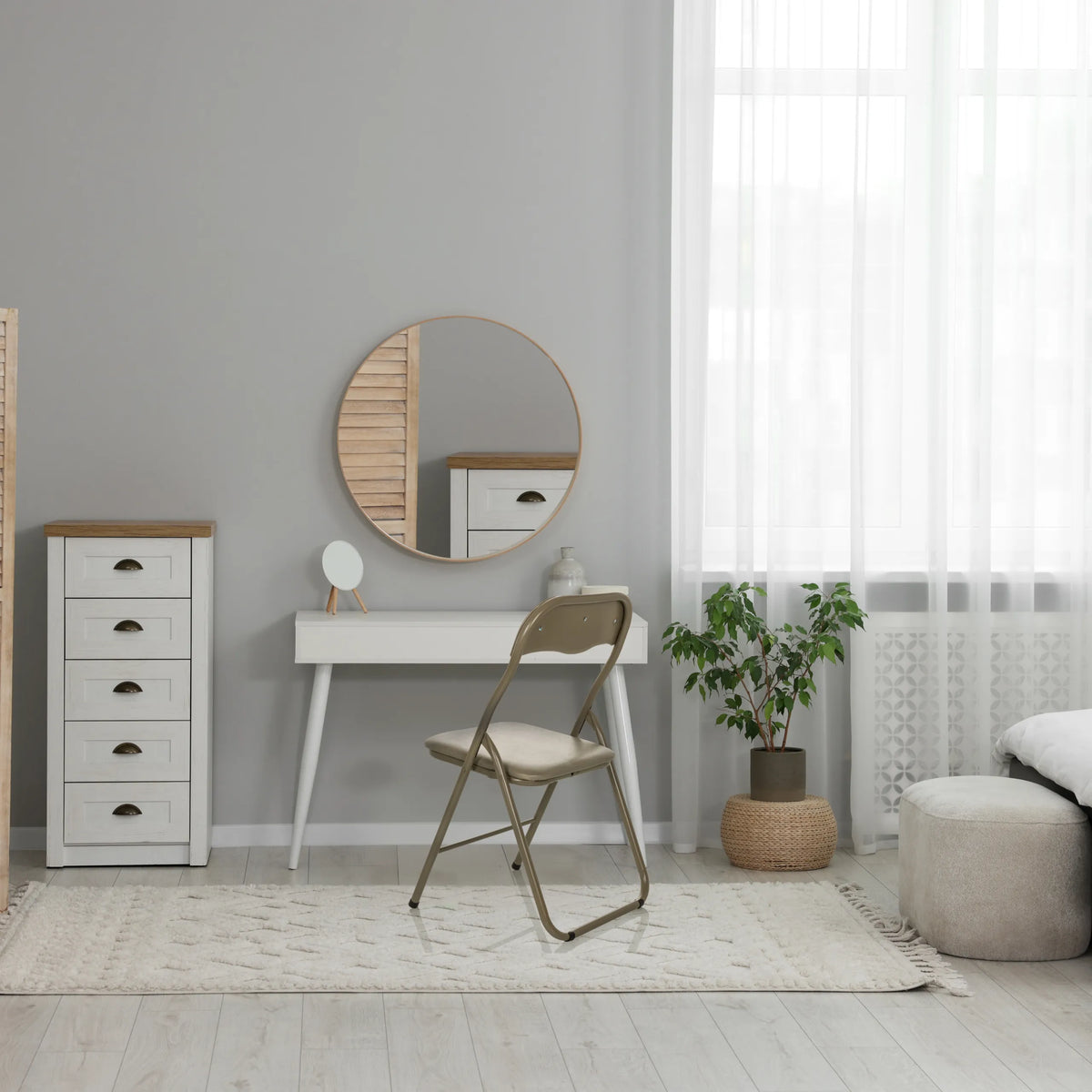 Klappstuhl TUDELA BASIC in Taupe aus PVC mit Metallgestell von hjh OFFICE
