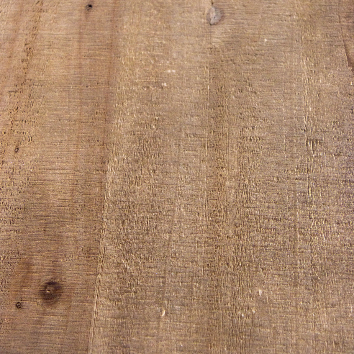 Holzstruktur in dunkelbrauner Farbe des Sideboards CONTINENTO S von hjh LIVING