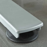 Silberner Fuß mit schwarzem Bodenpad des Schreibtischs XDSM 16 S von hjh OFFICE PRO