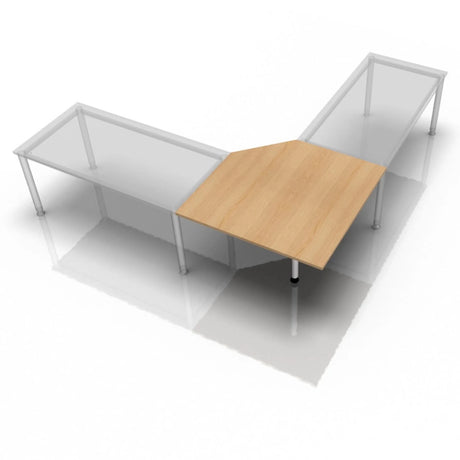 Trapezschreibtisch QT12 in Eicheoptik mit einer hellen Holzplatte von hjh OFFICE PRO